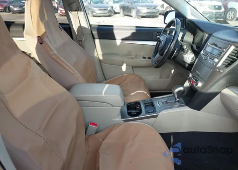 2010 Subaru Outback 2.5I Premium z USA, uszkodzony, nr VIN 4S4BRCCC2A3360310